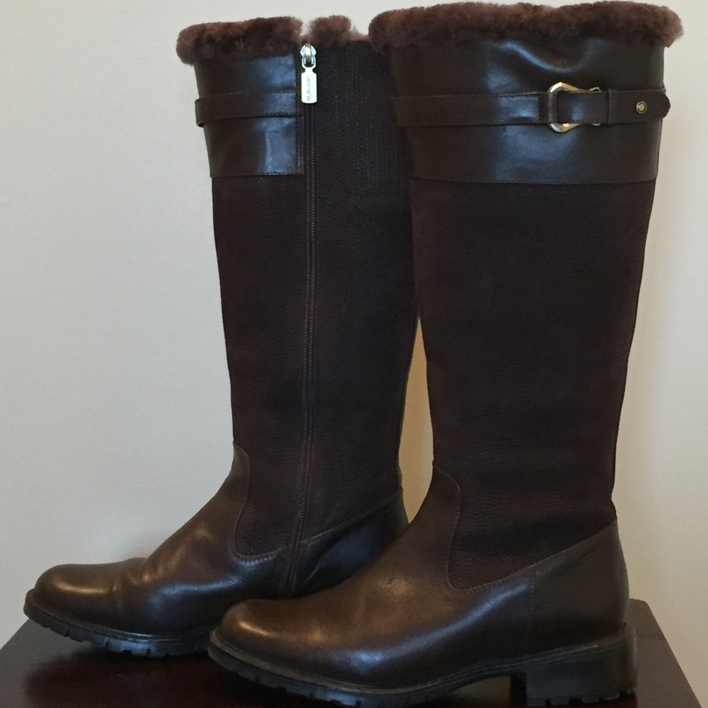 Blondo leather water resistant fauxfir lined boots